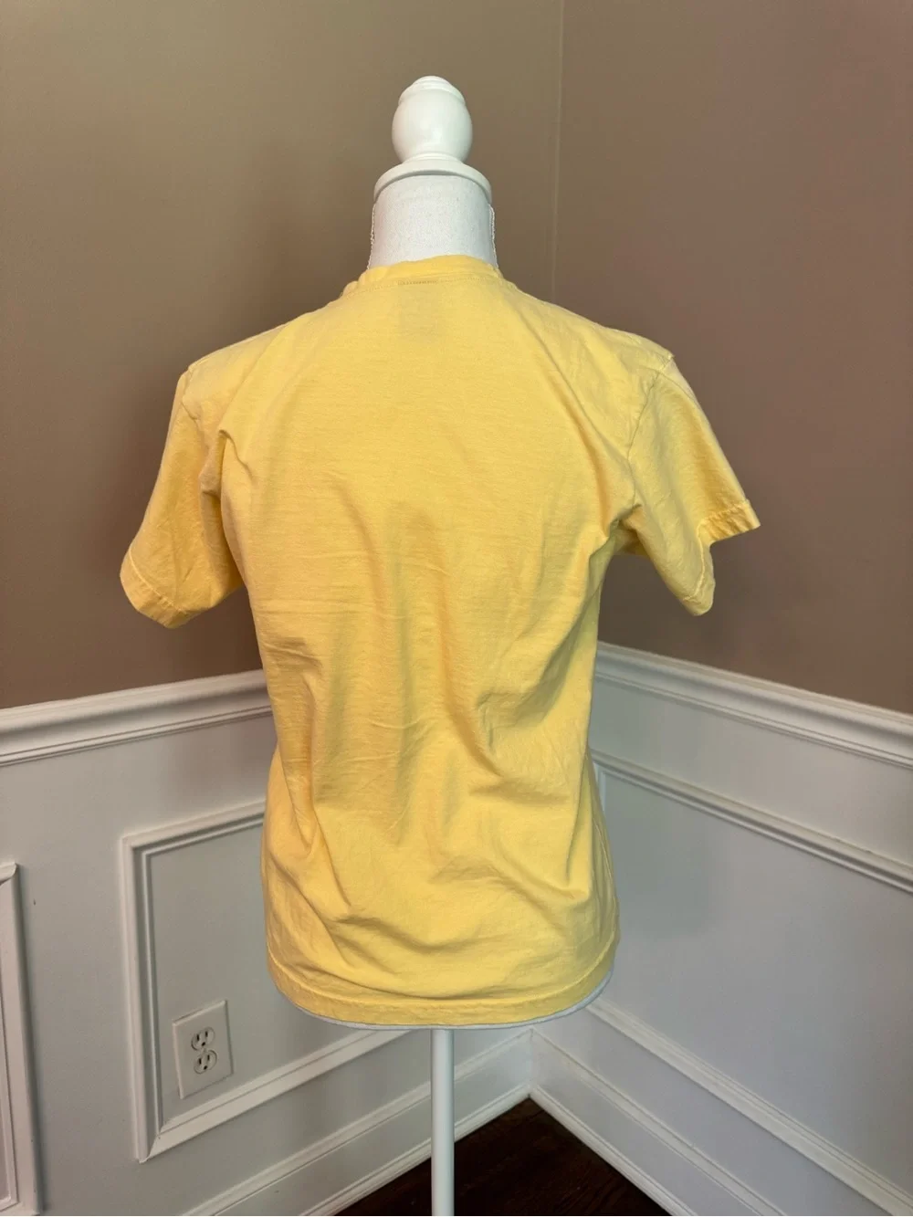 Flor de Cana Vintage Yellow Logo Short Sleeve Tee - Women - Picture 4 of 10